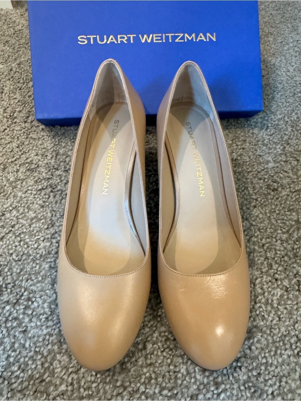 NEW in box: Stuart Weitzman Babette 60 Adobe Nude Tan Block Heel Pump Size 9B